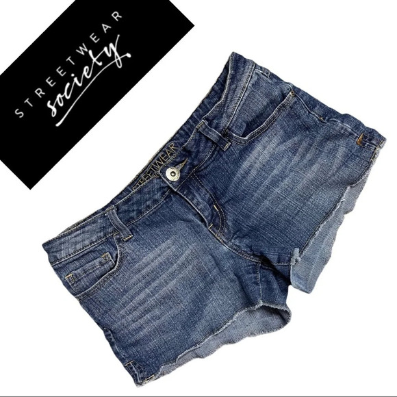 🛍️3/$40 streetwear society Denim Shorts Blue Jeans Size 11 - Picture 1 of 4